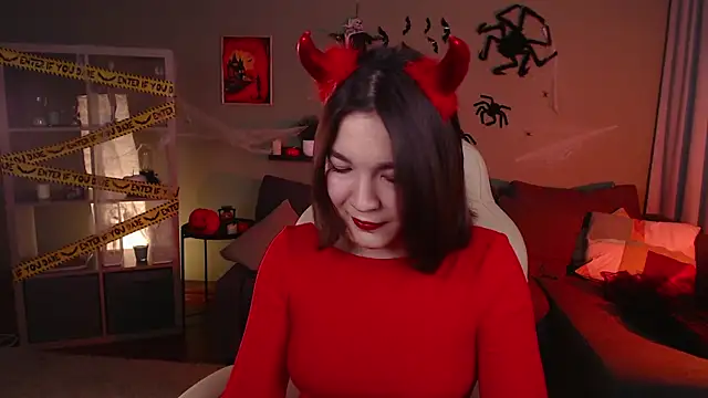 Halle Berrry online show from 10.30.25