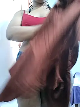 Snapshot of BeautyGirl_sara chatting on 02.08.26 BeautyGirl sara online show from 02.08.26