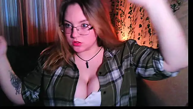 ZayaRush online show from 10.17.25