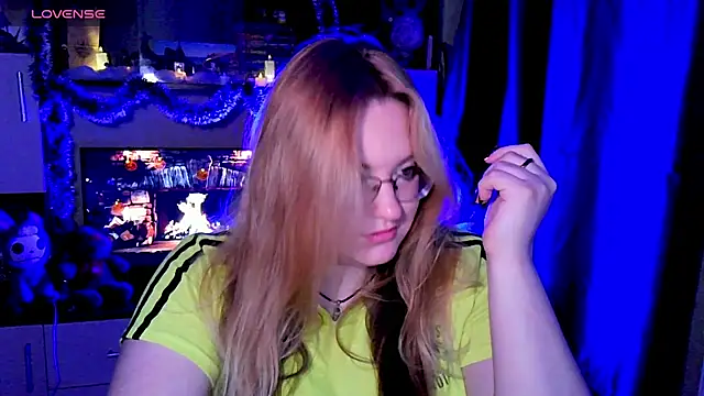 ZayaRush online show from 11.22.25