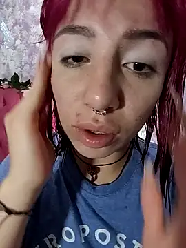 Snapshot of Kitty_Melodi chatting on 06.25.26 Kitty Melodi online show from 06.25.26