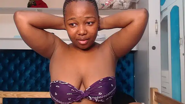 Minnie6879 online show from 10.08.25