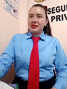 Snapshot of Hannah-colx chatting on 04.29.26 Hannah-colx online show from 04.29.26