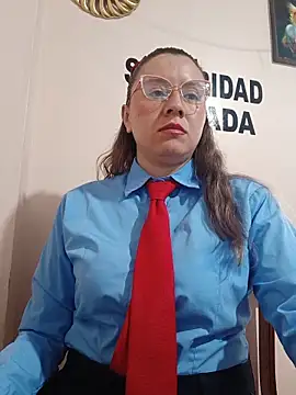Snapshot of Hannah-colx chatting on 05.21.26 Hannah-colx online show from 05.21.26