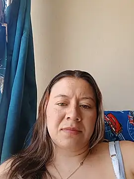 Snapshot of Hannah-colx chatting on 07.06.26 Hannah-colx online show from 07.06.26