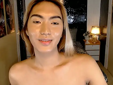 Snapshot of AthenaFLamia chatting on 11.30.25 AthenaFLamia online show from 11.30.25