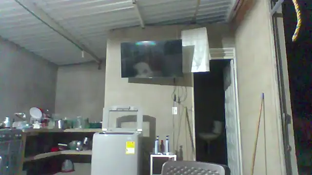 Snapshot of _Cristal chatting on 09.24.25  Cristal online show from 09.24.25