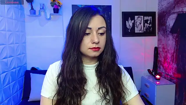 Eva Roussell online show from 10.27.25