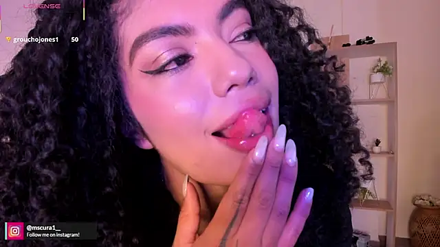 Snapshot of miss_curazao chatting on 06.19.26 miss curazao online show from 06.19.26
