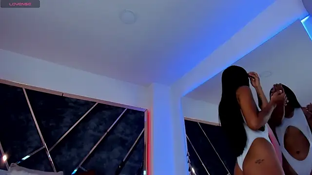 SusanaHenao online show from 11.03.25