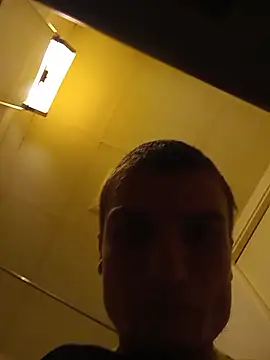 Snapshot of jizzyglizzy92 chatting on 02.12.26 jizzyglizzy92 online show from 02.12.26