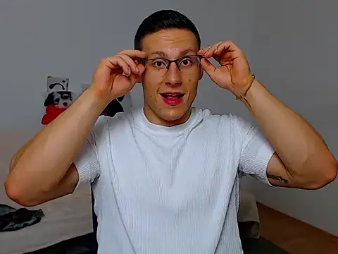 ZeinMiracles online show from 09.19.25