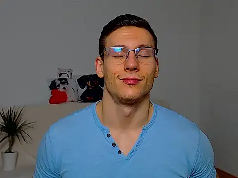 ZeinMiracles online show from 10.13.25