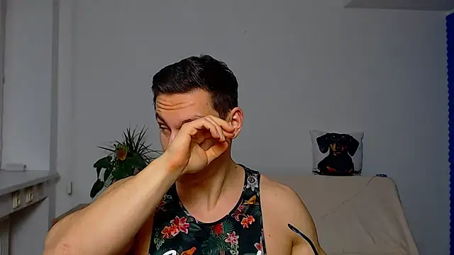 ZeinMiracles online show from 12.13.25