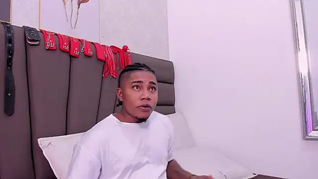 Snapshot of Duo69Sexual chatting on 11.22.25 Duo69Sexual online show from 11.22.25