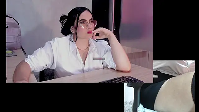 sofiiacarson online show from 03.07.26