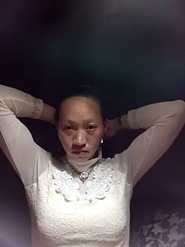 Snapshot of tcm-cute chatting on 10.22.25 tcm-cute online show from 10.22.25