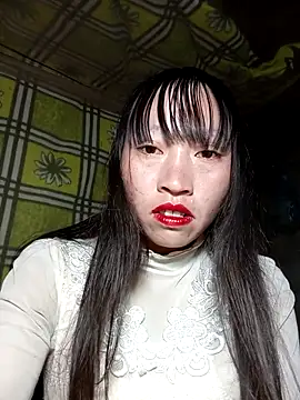 Snapshot of tcm-cute chatting on 11.16.25 tcm-cute online show from 11.16.25