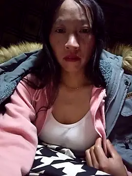 Snapshot of tcm-cute chatting on 01.05.26 tcm-cute online show from 01.05.26