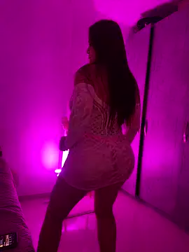 kattywil online show from 11.21.25