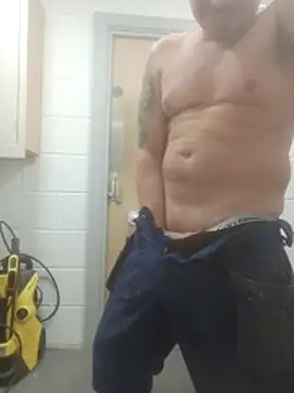 Snapshot of phil4fun4 chatting on 10.23.25 phil4fun4 online show from 10.23.25