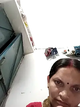 Snapshot of Payal950 chatting on 10.05.25 Payal950 online show from 10.05.25