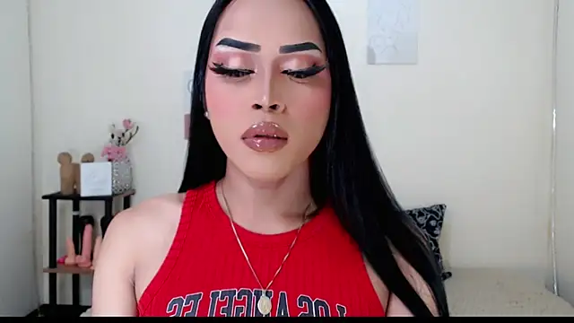 Snapshot of Lessandra_Lust chatting on 10.06.25 Lessandra Lust online show from 10.06.25