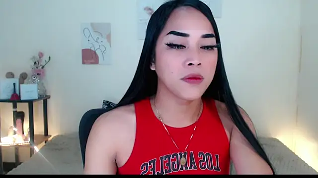 Lessandra Lust online show from 11.11.25