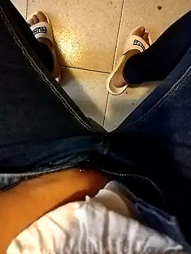 Snapshot of sirenyta33 chatting on 09.18.25 sirenyta33 online show from 09.18.25