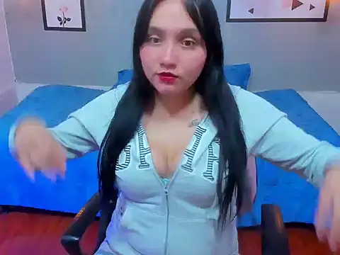 Daniela jonness online show from 10.02.25