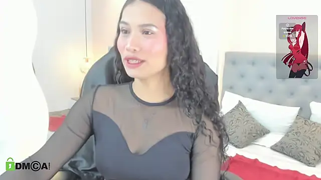Snapshot of sweetrose_01 chatting on 09.30.25 sweetrose 01 online show from 09.30.25
