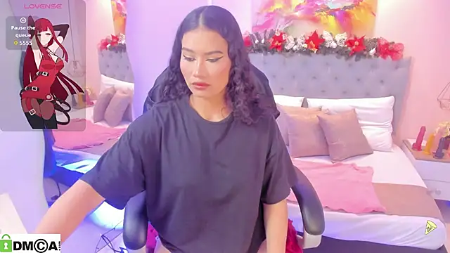 Snapshot of sweetrose_01 chatting on 12.19.25 sweetrose 01 online show from 12.19.25