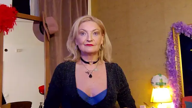 Snapshot of Allura_Jenson chatting on 06.14.26 Allura Jenson online show from 06.14.26