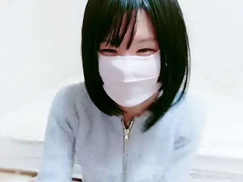 Snapshot of maika_chan chatting on 11.23.25 maika chan online show from 11.23.25