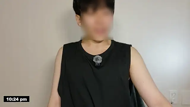 Snapshot of min9811 chatting on 04.23.26 min9811 online show from 04.23.26