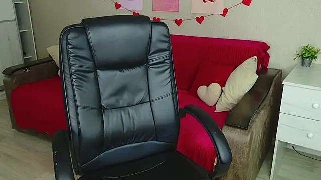 LeksaLove online show from 04.01.26