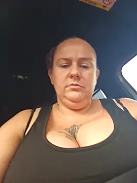 Biggtitz121 online show from 10.16.25