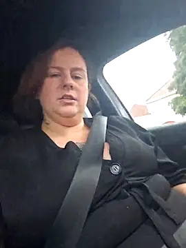 Biggtitz121 online show from 10.24.25