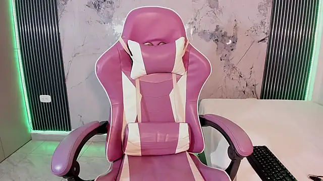 Mia Duarte1 online show from 03.17.26