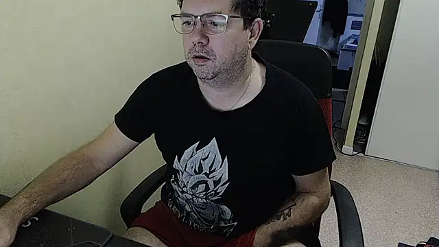 Snapshot of blueandwhite1 chatting on 12.21.24 blueandwhite1 online show from 12.21.24