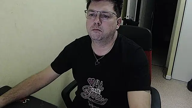 Snapshot of blueandwhite1 chatting on 01.30.25 blueandwhite1 online show from 01.30.25