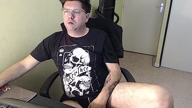 Snapshot of blueandwhite1 chatting on 02.02.26 blueandwhite1 online show from 02.02.26