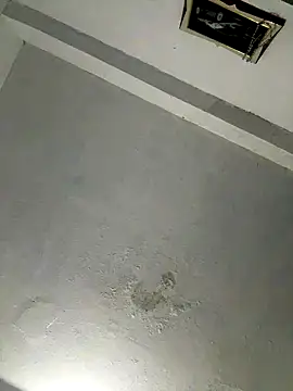 Snapshot of YadielPublic chatting on 09.12.25 YadielPublic online show from 09.12.25