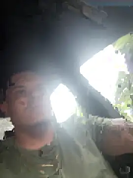 Snapshot of YadielPublic chatting on 09.18.25 YadielPublic online show from 09.18.25