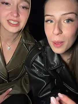 Snapshot of lisapeperoni chatting on 03.06.26 lisapeperoni online show from 03.06.26