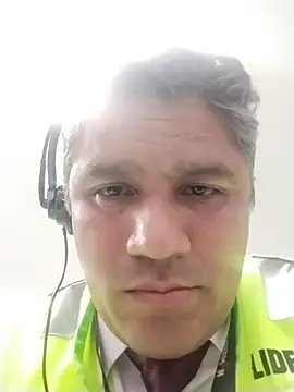 danigarci2307 online show from 10.25.25