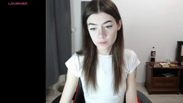 Snapshot of shadowraze228 chatting on 02.01.26 shadowraze228 online show from 02.01.26