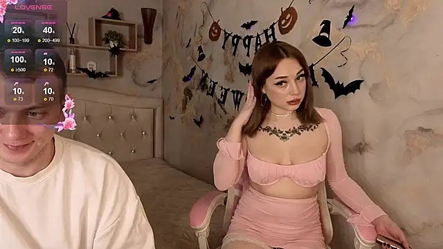 Snapshot of Crystal-Nuts chatting on 10.23.25 Crystal-Nuts online show from 10.23.25