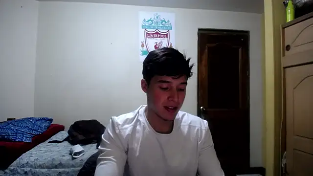 Snapshot of pgcf95 chatting on 05.30.26 pgcf95 online show from 05.30.26