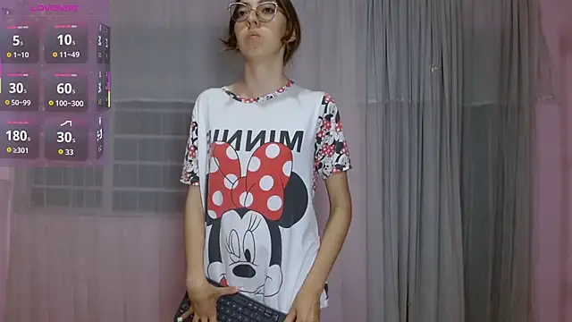 AnnieSparkle online show from 02.21.26